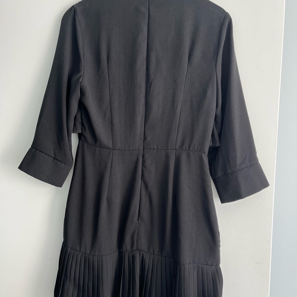 NWOT Prettylittlethings fun dress in size US 6 - Picture 4 of 5